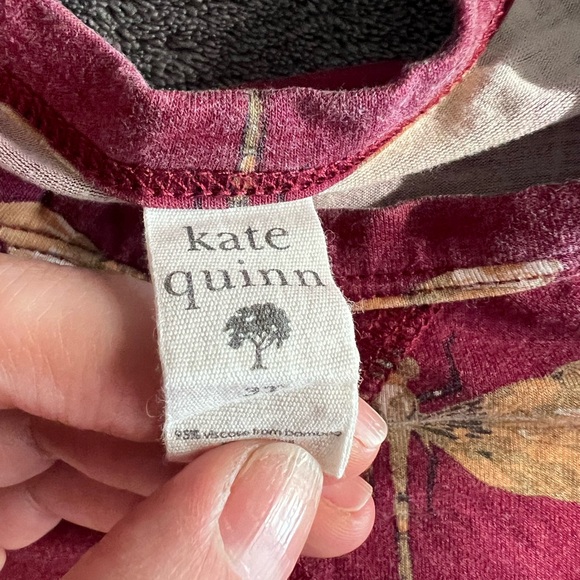 ❤️Kate Quinn Dragonfly Print Sleeveless Top - Picture 3 of 3